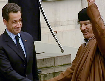 Le prsident et le dictateur - Sarkozy / Kadhafi