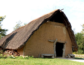 Sur nos traces - Au temps du Nolithique : le premier village
