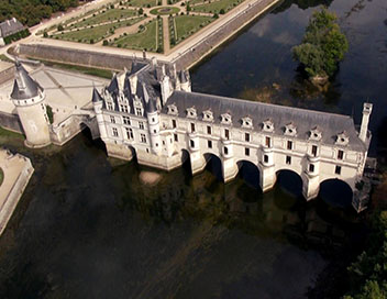 Les trsors des chteaux de la Loire - Une valle royale